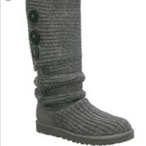 USED UGG winter boots 7M